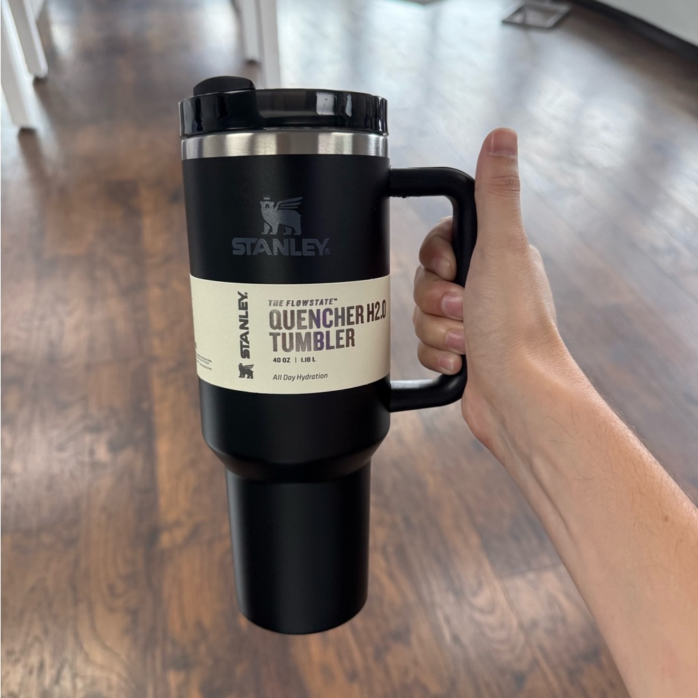 Quencher tumbler 40 oz